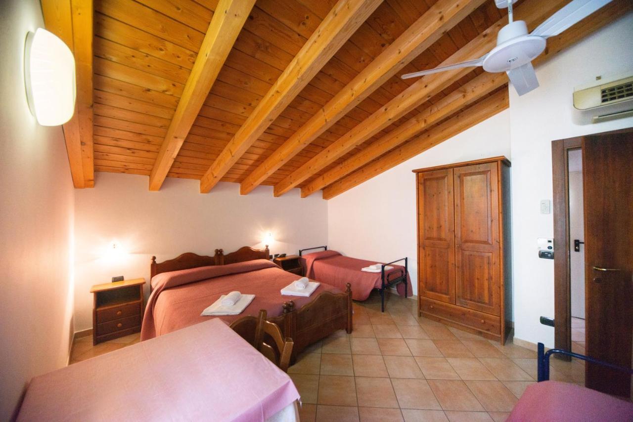 Albergo Al Platano Caprino Veronese Dış mekan fotoğraf